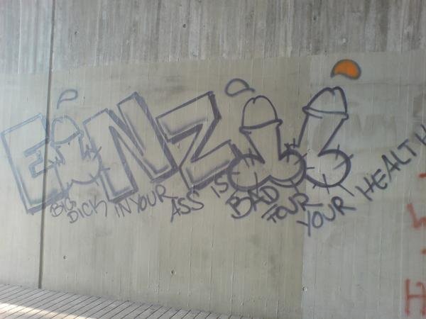 Graffiti Wall in Bayreuth - Photo by dripslover - einz