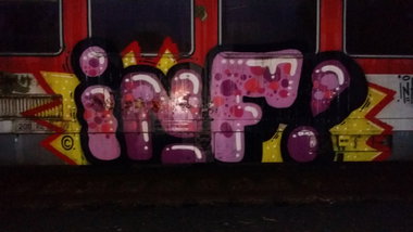 Graffiti Train - Photo by dripslover - inf