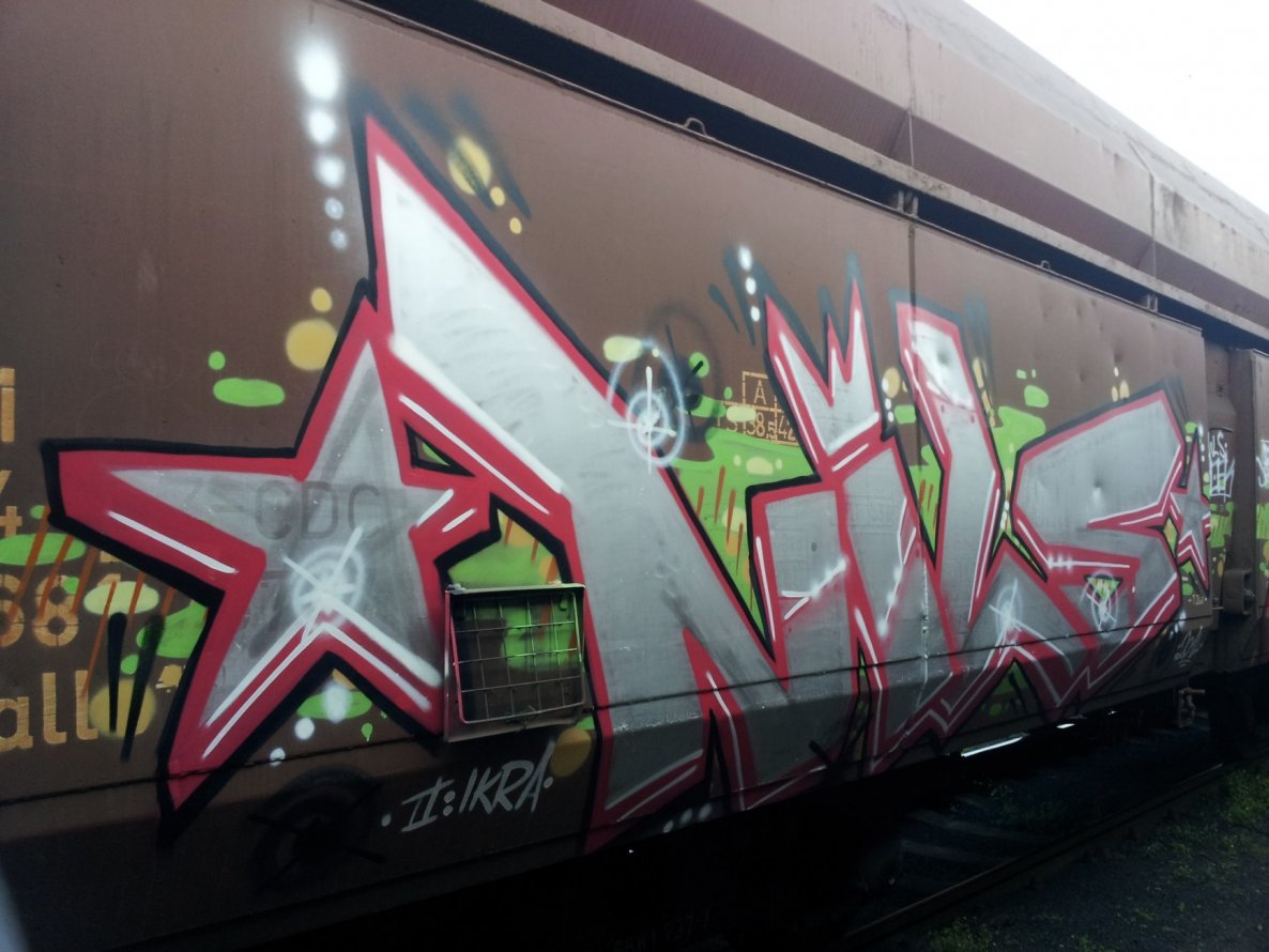 Graffiti Train in Bezirk Eger - Photo by dripslover - nils (2014)