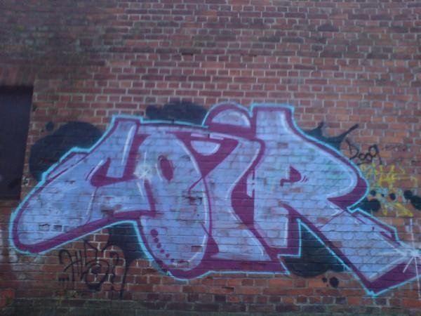 Graffiti Bombing in Bayreuth - Photo by dripslover - coir, hls (2009)