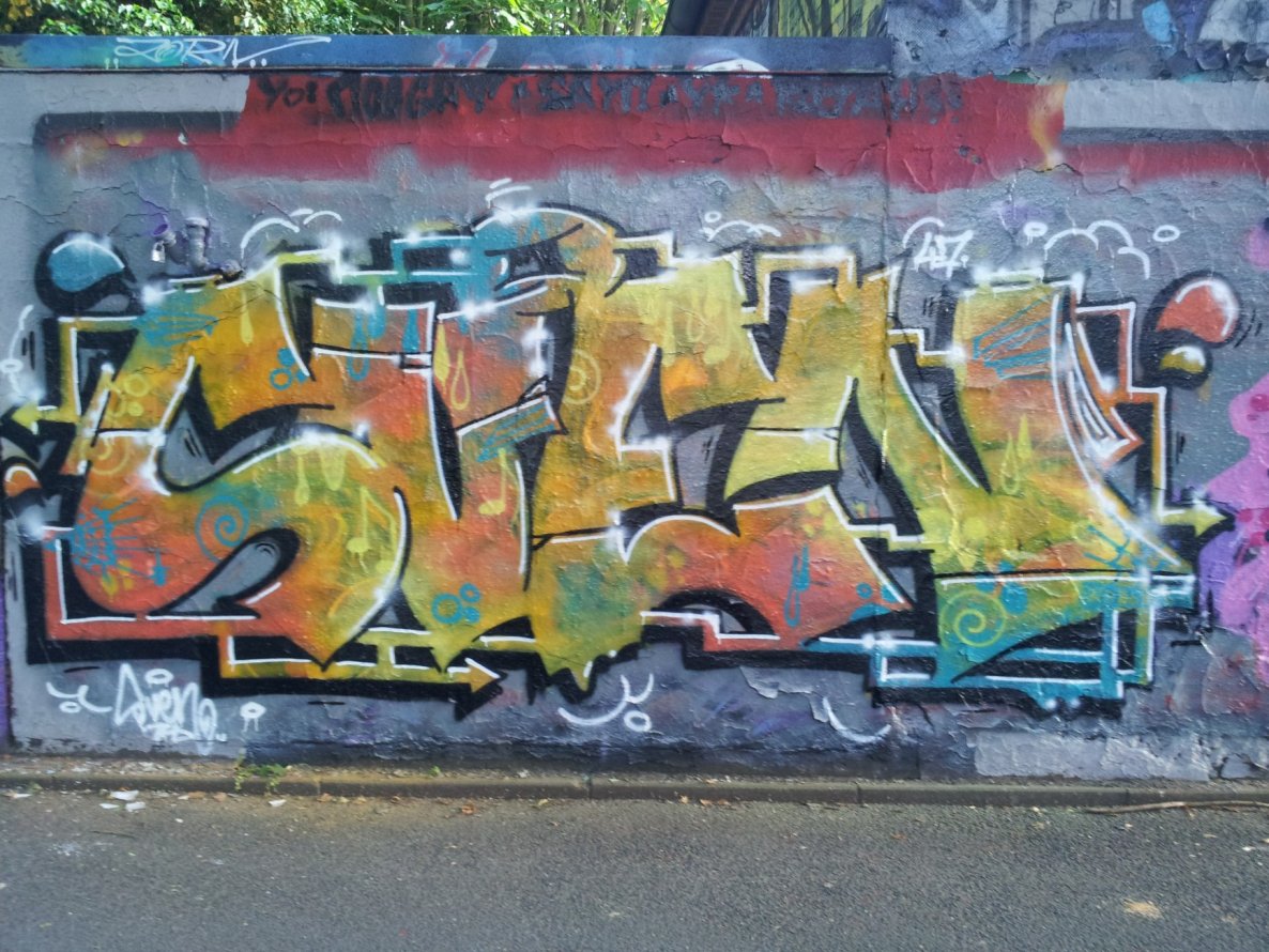 Graffiti Wall in Bayreuth - Photo by dripslover (2014)