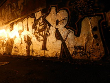 Graffiti Wall in Bayreuth - Photo by dripslover - thor
