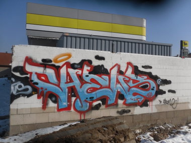 Graffiti Wall in Bayreuth - Photo by dripslover - chews, asf