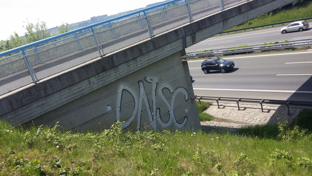 Graffiti Wall in Germany - Photo by dripslover - dnsc