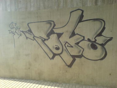 Graffiti Wall - Photo by dripslover - foks