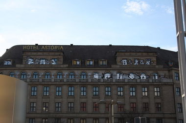 Graffiti Bombing in Leipzig - Photo by dripslover - org, sliq, rambo
