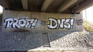 Graffiti Bombing in Bayreuth - Photo by dripslover - hls, prof, dns