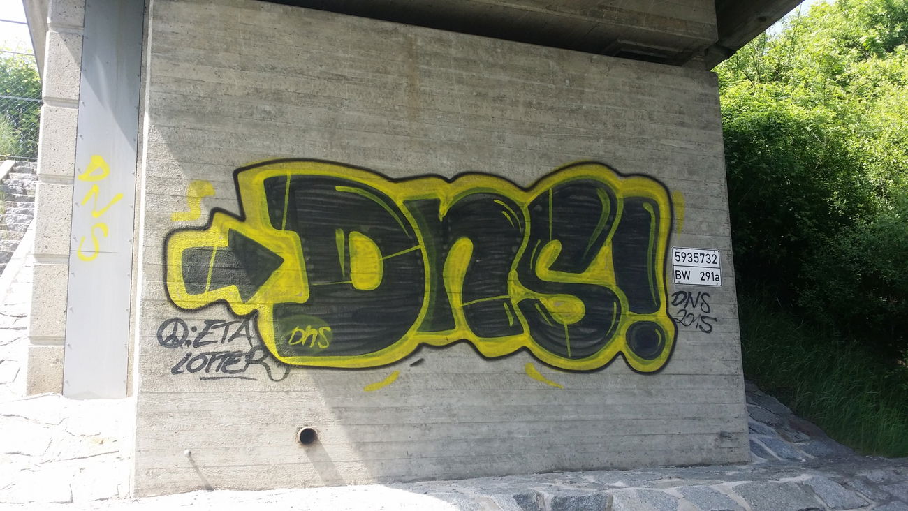 Graffiti Wall in Germany - Photo by dripslover - dns, eta, lotter