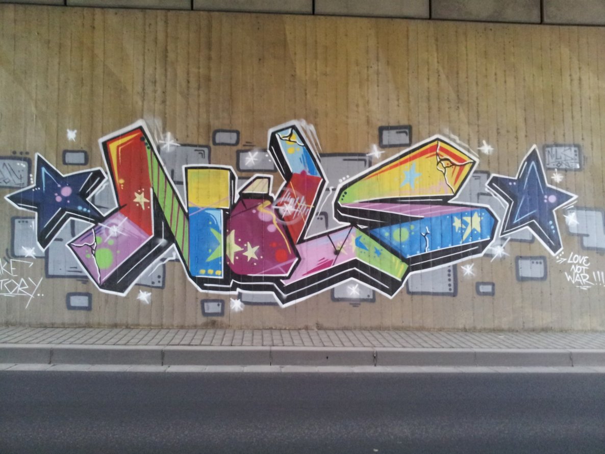 Graffiti Wall in Bayreuth - Photo by dripslover - dns, nils (2014)