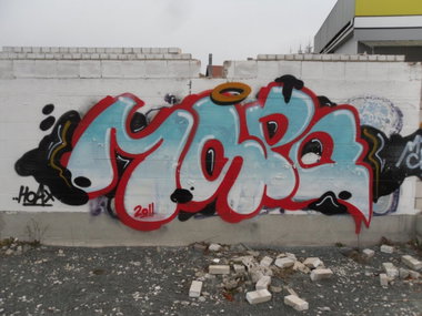 Graffiti Wall in Bayreuth - Photo by dripslover - mspc, chews