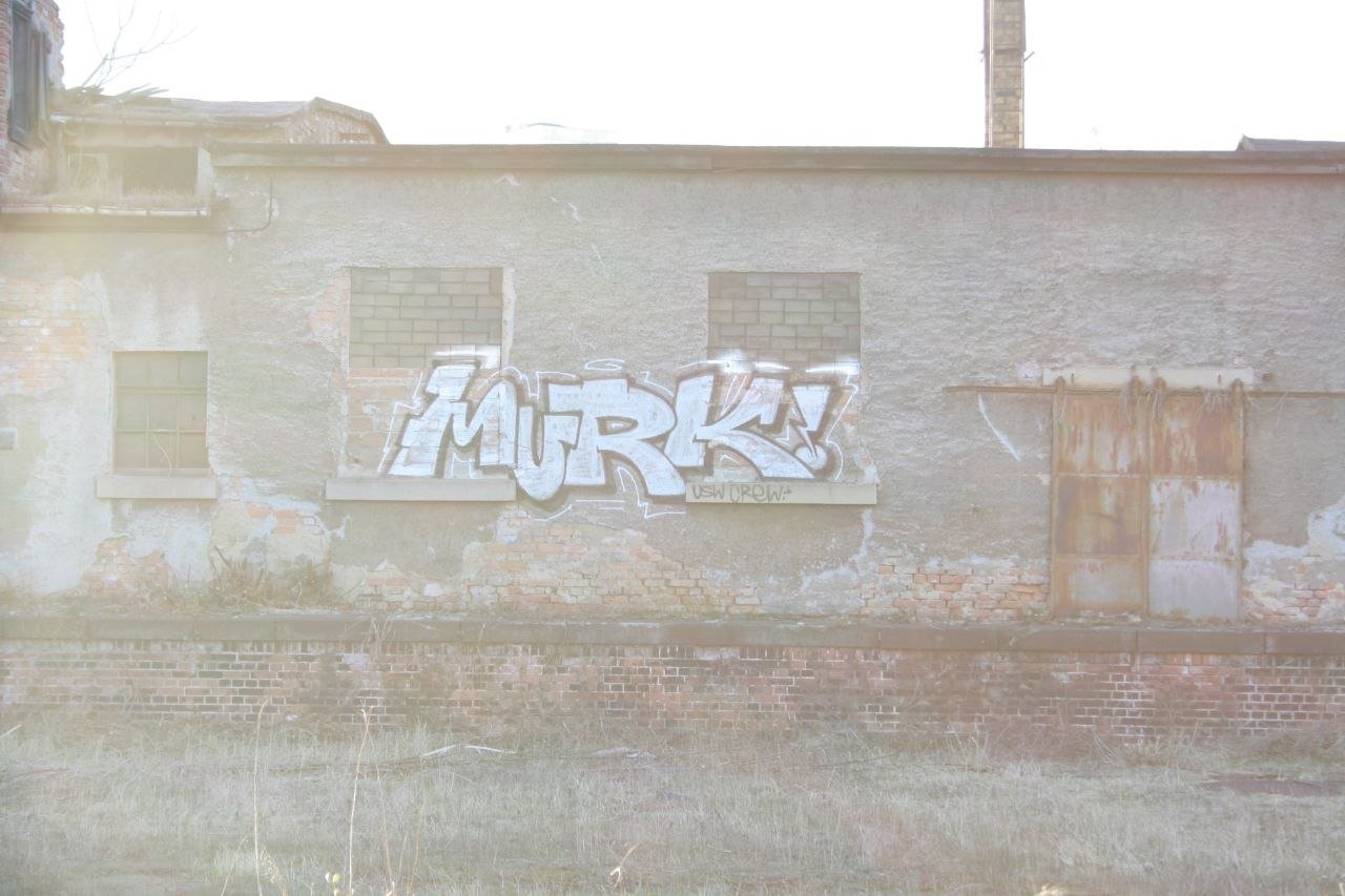 Graffiti Wall in Leipzig - Photo by dripslover - murk, murck