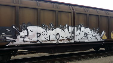 Graffiti Train - Photo by dripslover
