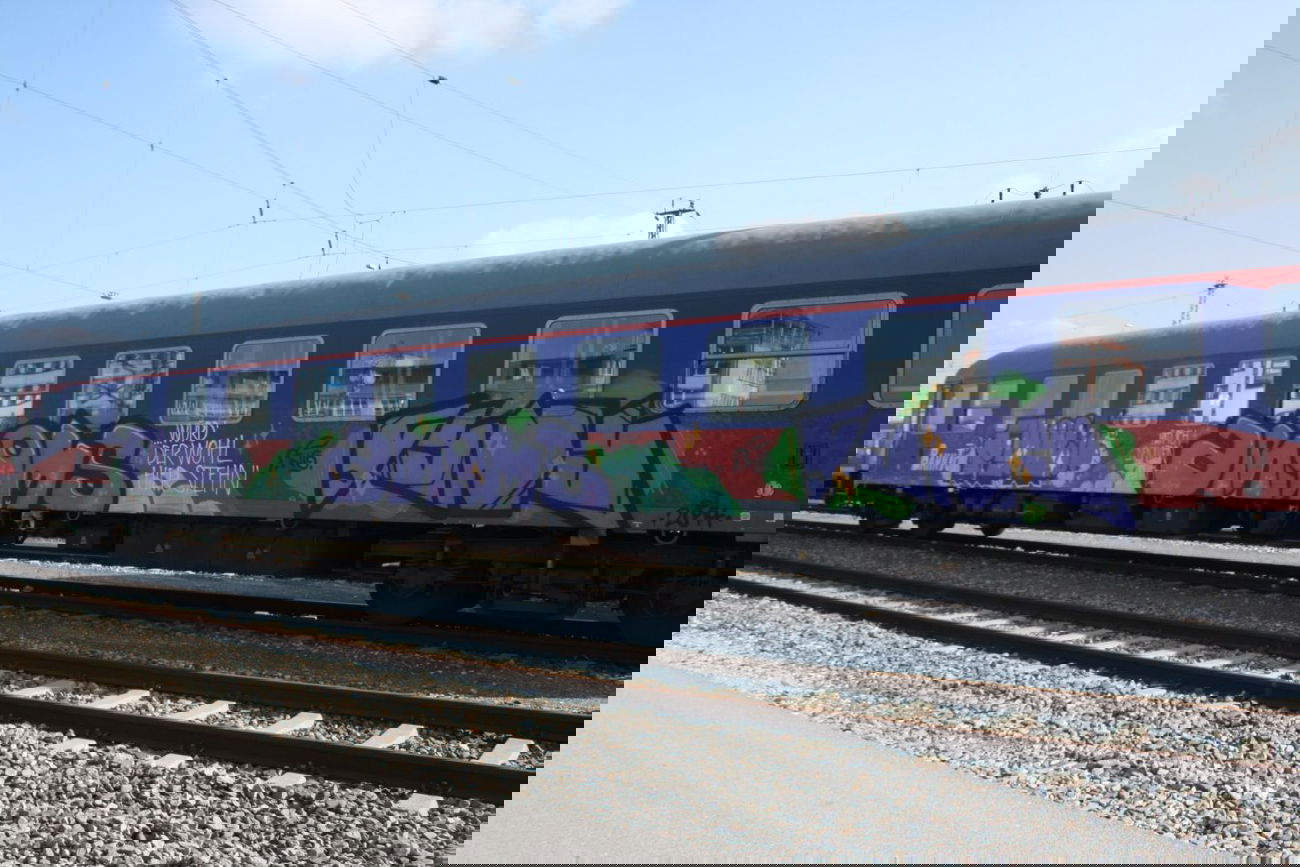 Graffiti Train in Nürnberg - Photo by dripslover - syny, aroms, fyor (2014)