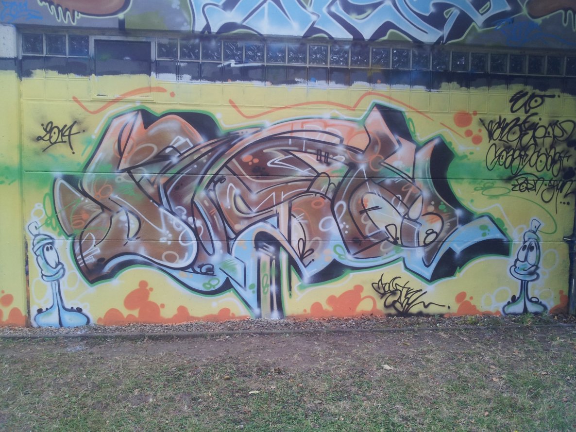 Graffiti Wall in Bayreuth - Photo by dripslover (2014)