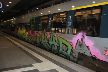 Graffiti Train in Leipzig - Photo by dripslover - amisk, ukad (2015)
