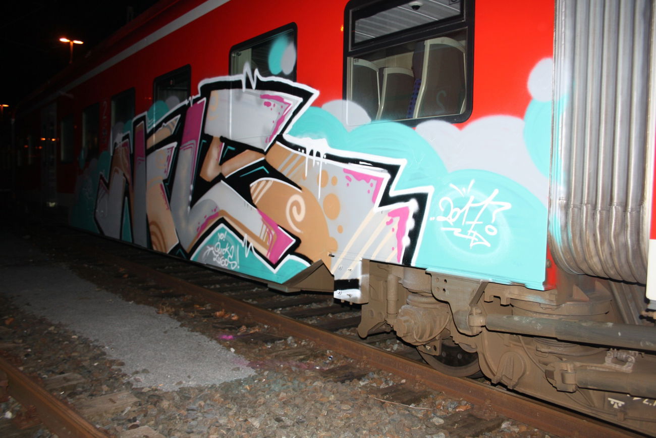 Graffiti Train in Hagen - Photo by dripslover - dnsc, nils, zugos (2017)