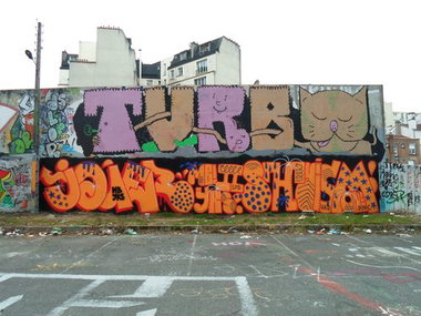 Graffiti Wall - Photo by drkool