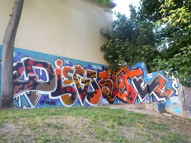 Graffiti Wall - Photo by drkool