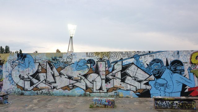 Graffiti Wall - Photo by drkool - crime, rolle