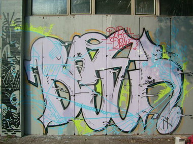 Graffiti Wall - Photo by drkool - bauer, rolle, tpl