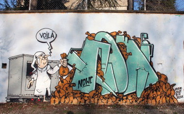 Graffiti Wall - Photo by drkool