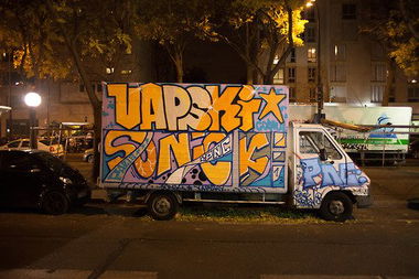 Graffiti Bombing - Photo by drkool