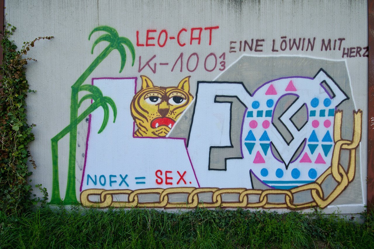 Graffiti Wall - Photo by drkool