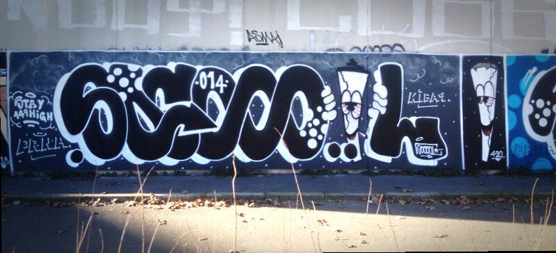 Graffiti Wall - Photo by drkool