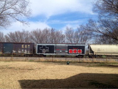Graffiti Train - Photo by drkool
