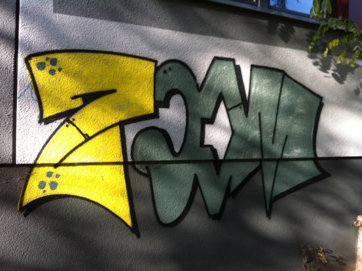 Graffiti Bombing - Photo by drkool - zoom