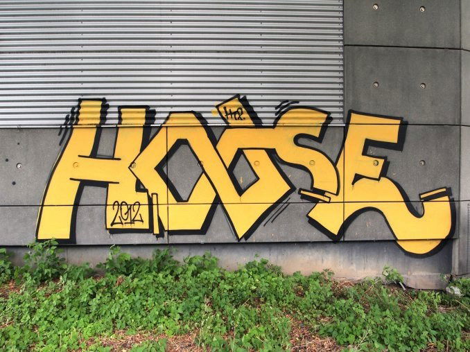 Graffiti Bombing - Photo by drkool