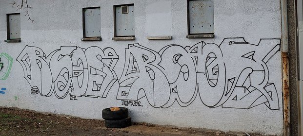 Graffiti Bombing - Photo by drkool - zoom