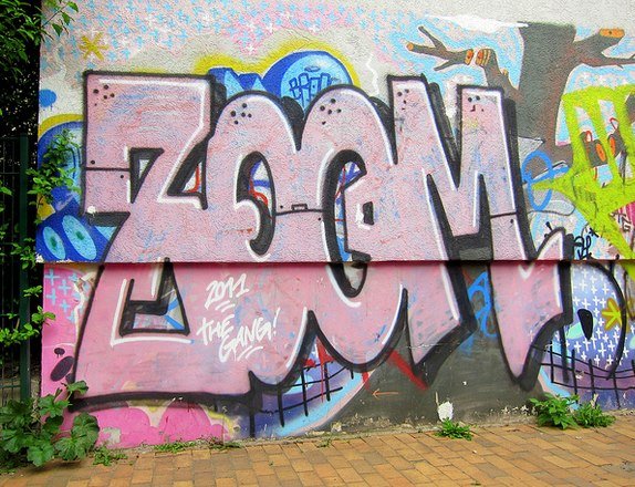 Graffiti Bombing - Photo by drkool - zoom