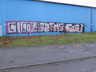 Graffiti Bombing - Photo by drkool - gigz, ratm, gigs