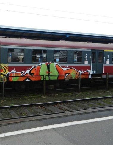 Graffiti Train in Olsztyn - Photo by dsmcrew - yah, dsm, olsztyn (2011)