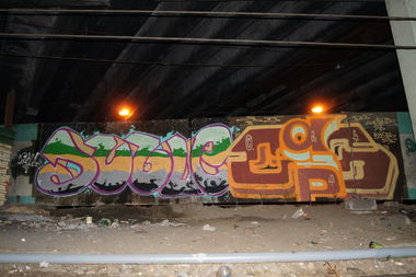 Graffiti Wall - Photo by duble