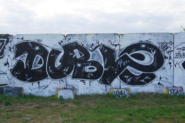 Graffiti Wall - Photo by duble