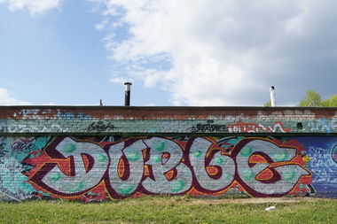 Graffiti Wall - Photo by duble