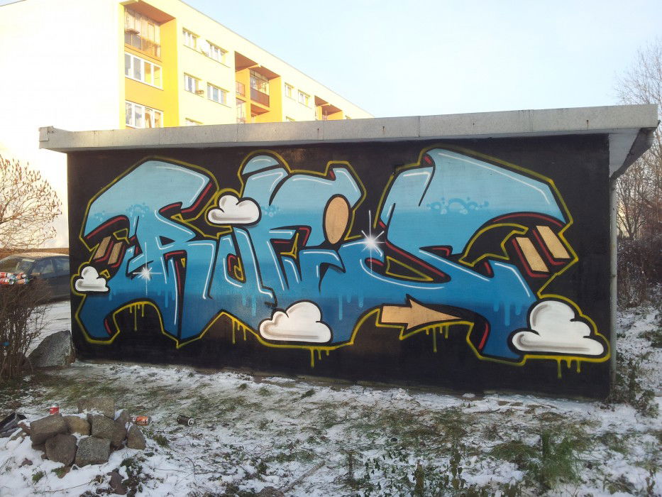 Graffiti Wall in Sroda Slaska - Photo by dubtroe - furis, rufis, hmbs (2012)