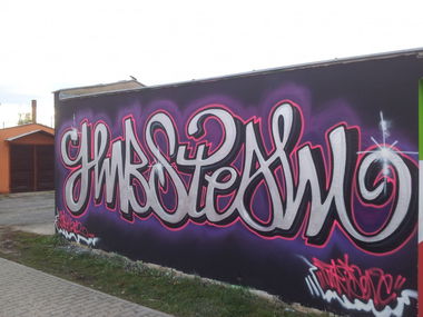 Graffiti Wall in Sroda Slaska - Photo by dubtroe - furis, rufis, hmbs (2012)