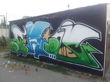 Graffiti Wall in Sroda Slaska - Photo by dubtroe - furis, rufis, hmbs (2012)