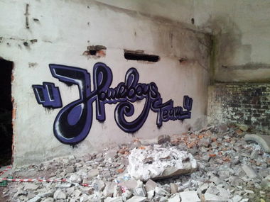 Graffiti Wall in Poland - Photo by dubtroe - hmbs, homeboys (2012)