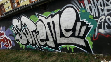 Graffiti Wall in Sroda Slaska - Photo by dubtroe - supreme, hmbs (2014)