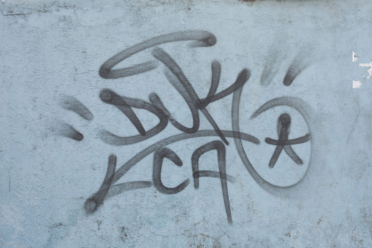 Graffiti Bombing - Photo by dukstill - dukstillgraffitidukonehiphopgraffititurkeydogukanoraklidogukanorakliturkeyphotographer