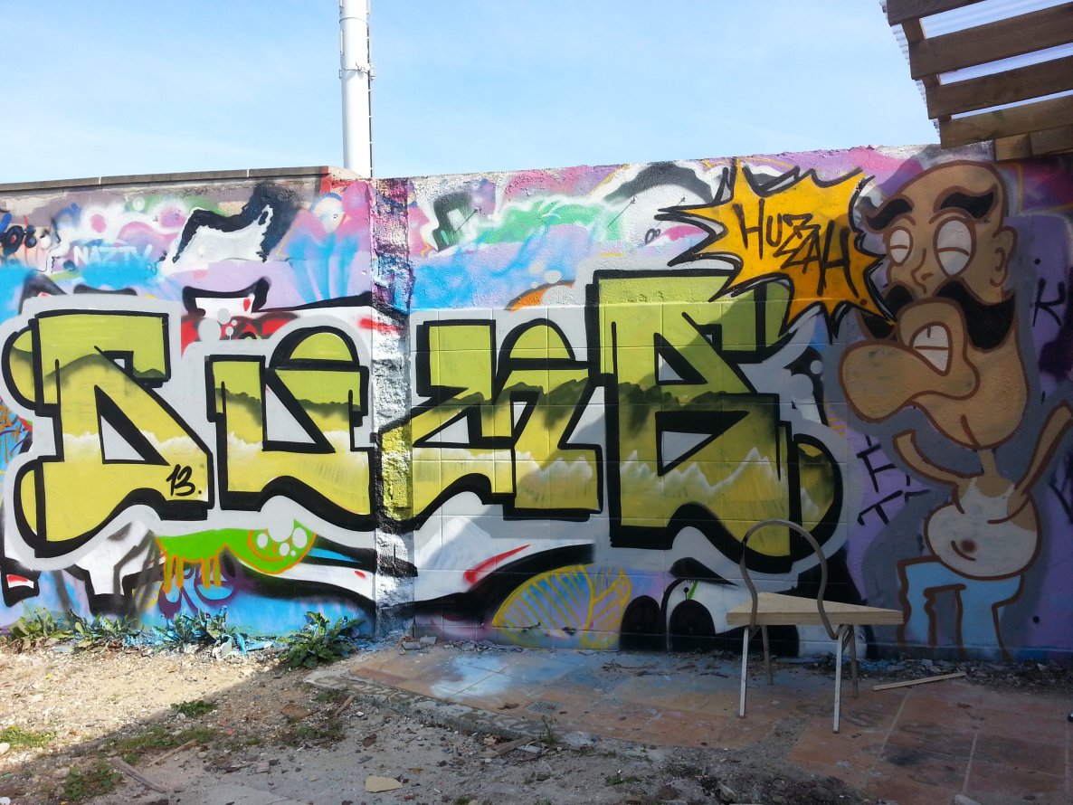 Graffiti Wall in Aalborg - Photo by dumberone (2013)