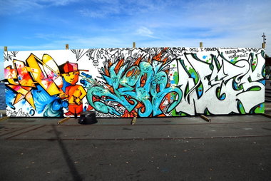 Graffiti Wall - Photo by dumberone