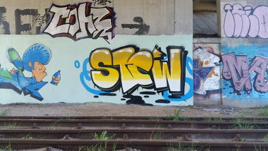 Graffiti Wall - Photo by dumberone