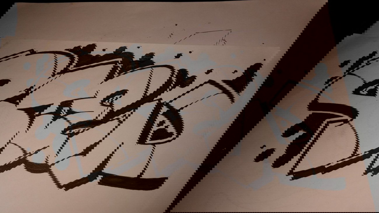 Graffiti Sketch - Photo by dumberone