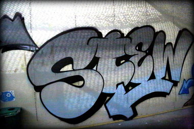 Graffiti Wall - Photo by dumberone