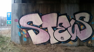 Graffiti Bombing - Photo by dumberone